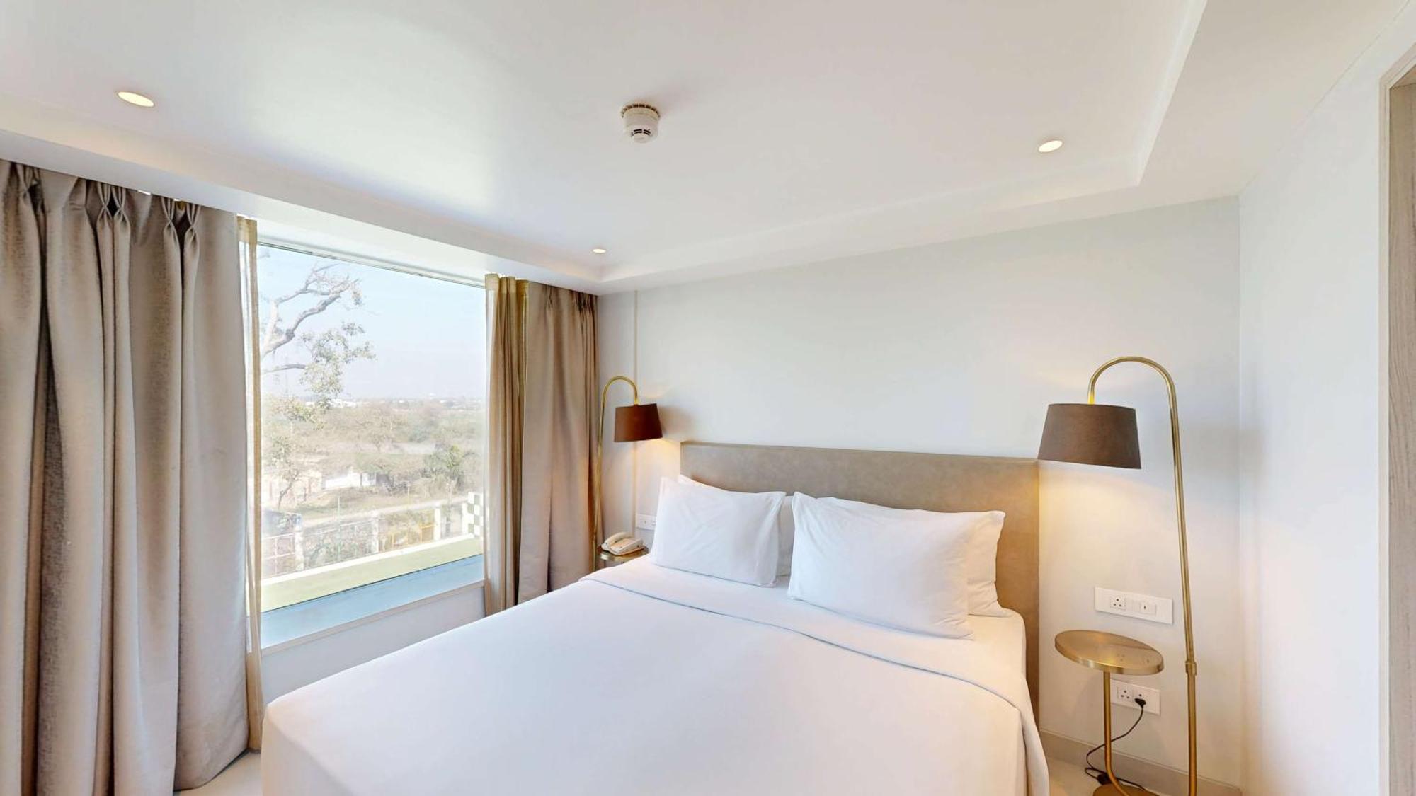 Radisson Airport 5* Bareilly