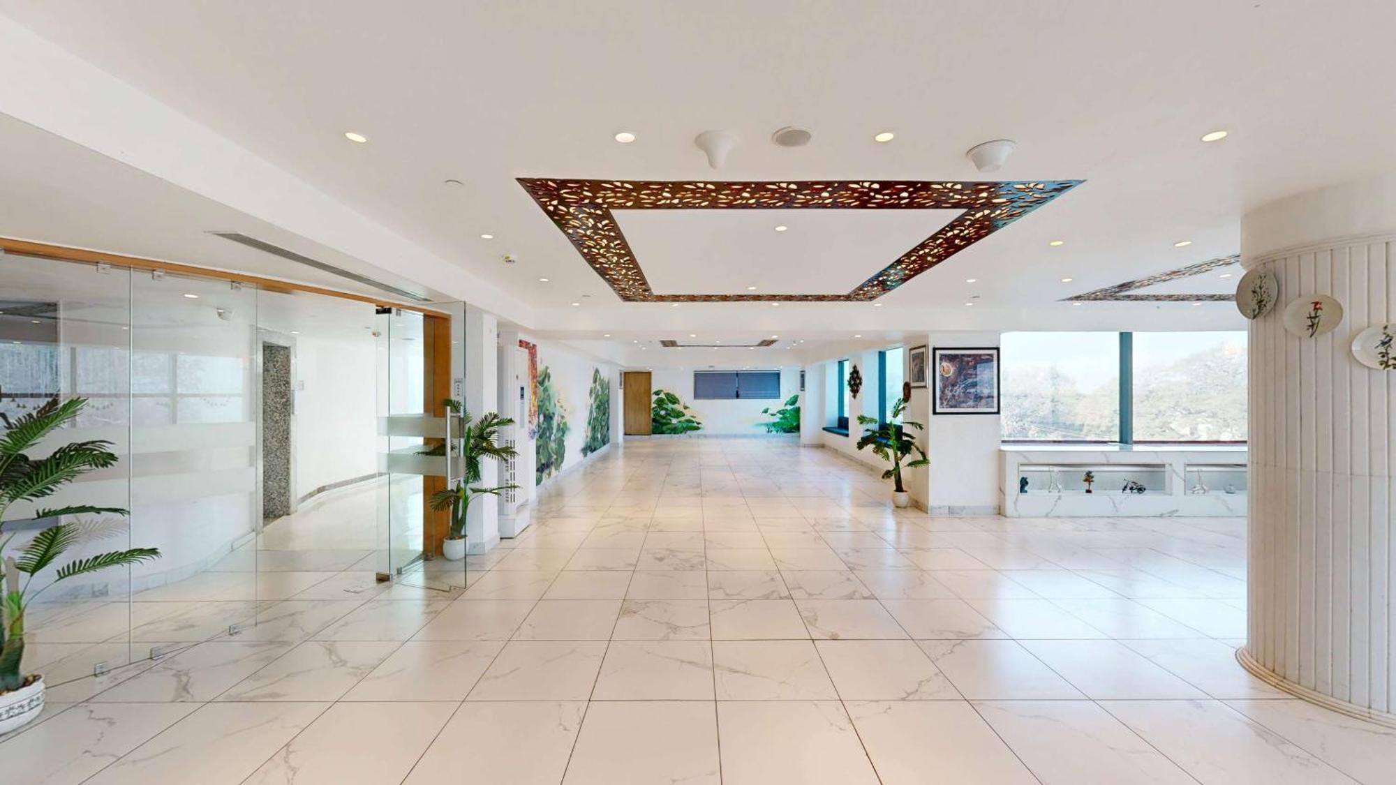 Radisson Airport Hotel